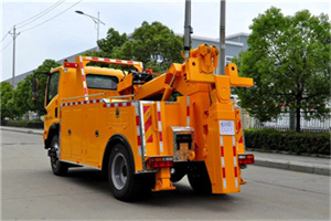 久治高速路拖车费